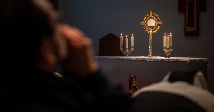 Sigue estos consejos de San Francisco de Borja para meditar frente al Santísimo