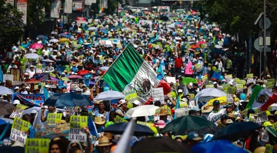 Marcha por la vida 2024: las calles de la Ciudad de México se pintarán de albiazul