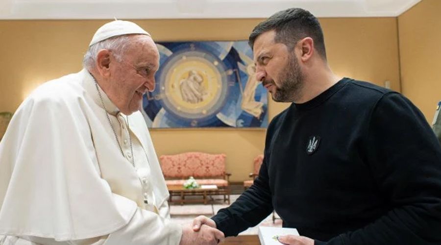El Papa recibió a Volodimir Zelenski en el Vaticano