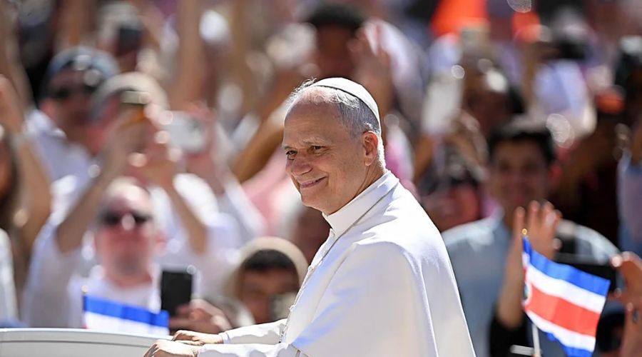 Las 3 acciones urgentes que el Papa León XIV pide a todos los padres en Magnifica Humanitas