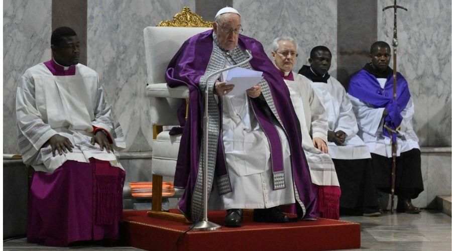 El Papa cancela sus audiencias por un leve estado gripal