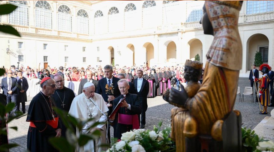 María, la Madre de los descartados