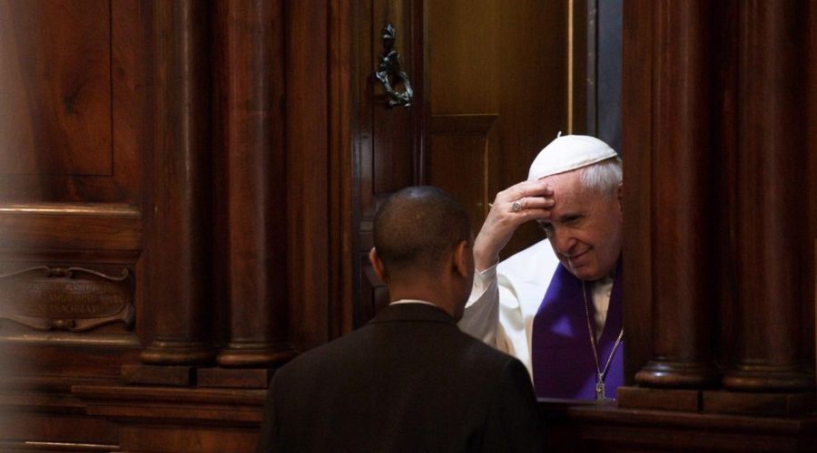 El 8 de marzo el Papa confesará a algunos fieles en una parroquia de Roma