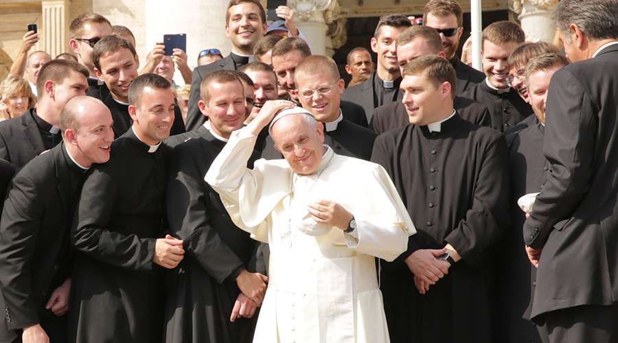 El Papa a seminaristas: Sean fermento del Evangelio y signo vivo de esperanza