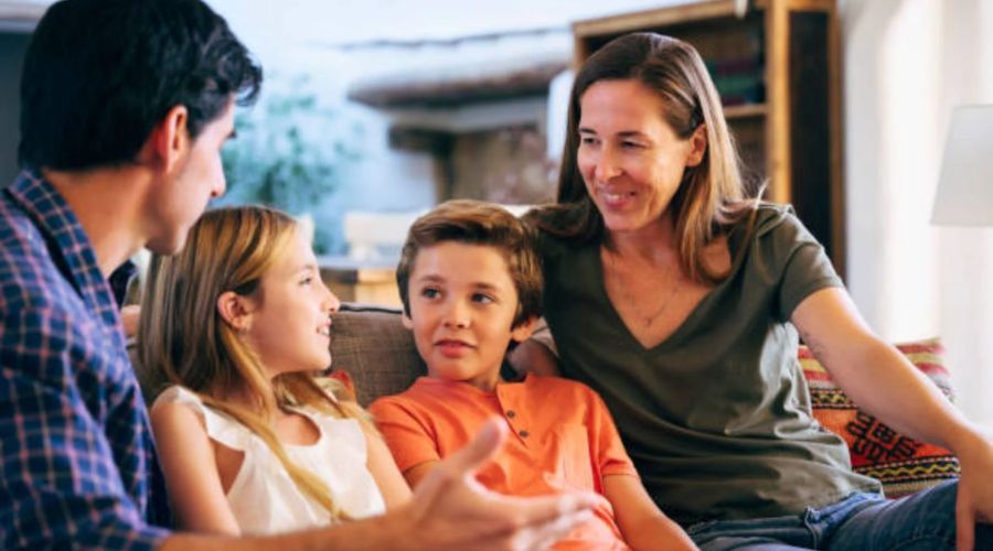 Comprende a tus Hijos el poder de la escucha y la confianza