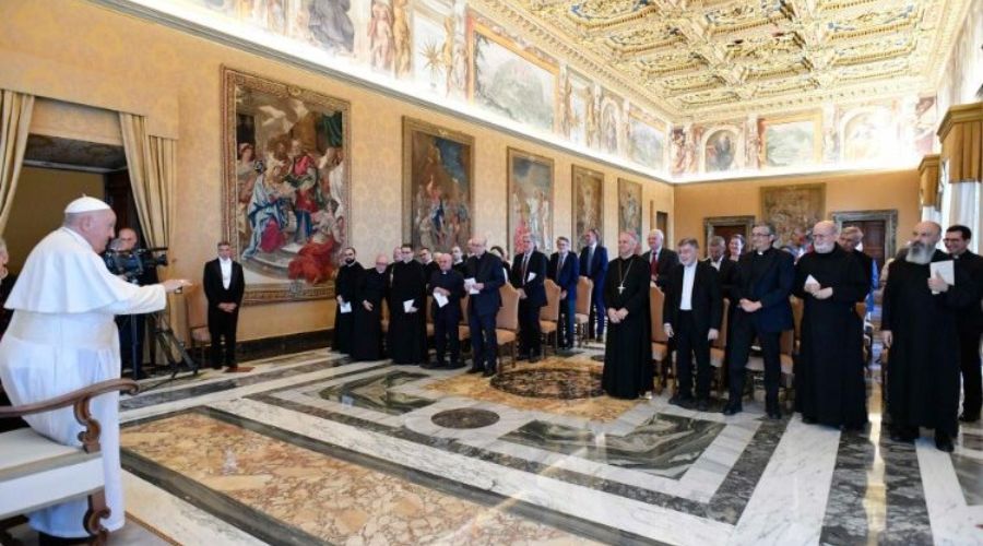 Ecumenismo. Francisco invita a invertir el curso de las divisiones hacia la unidad