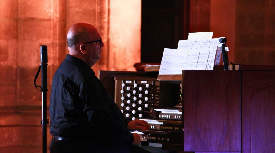  Josep Solé Coll (Organista de la Basílica de San Pedro) ofrece memorable concierto en Tenancingo