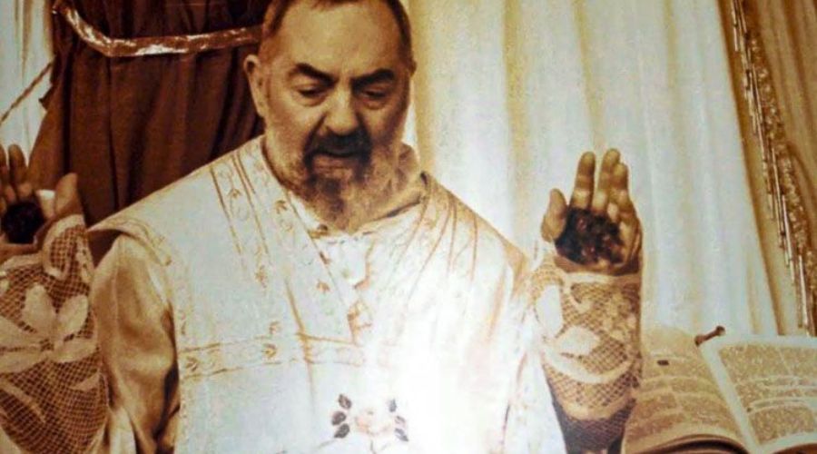 3 dones espirituales del Padre Pío