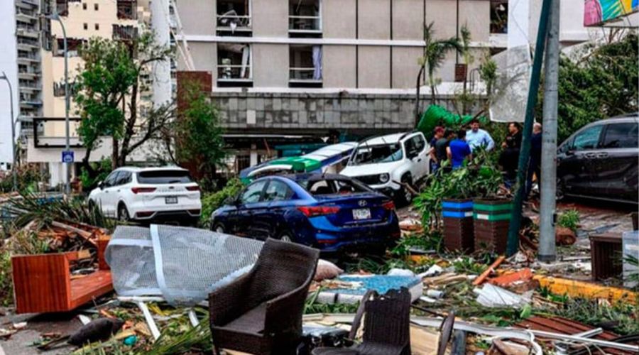 Arzobispo de Acapulco: Somos manos providentes de Dios para los afectados por el huracán Otis