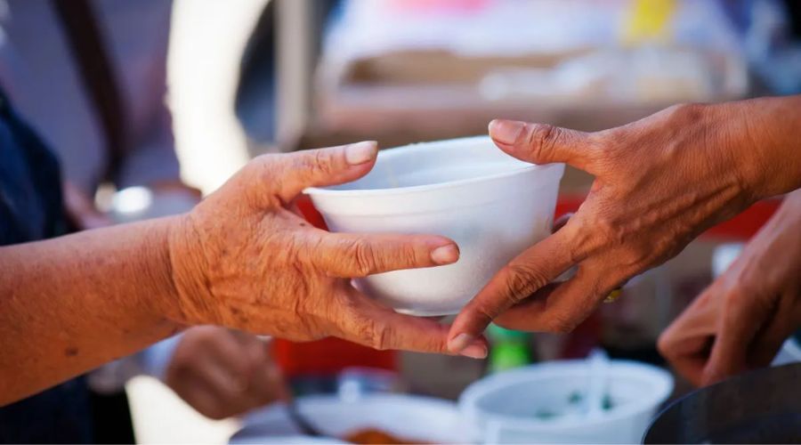 El vínculo entre el servicio y la santidad
