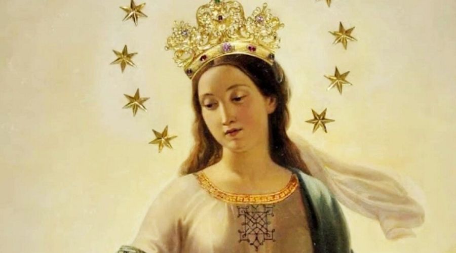 A María se le da el título de Reina