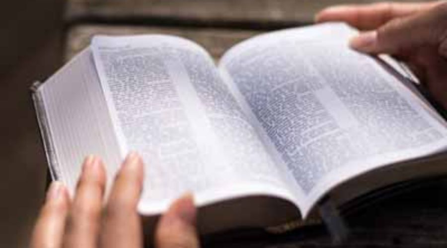 ¿Por dónde empezar a leer la Biblia para alimentar la fe?