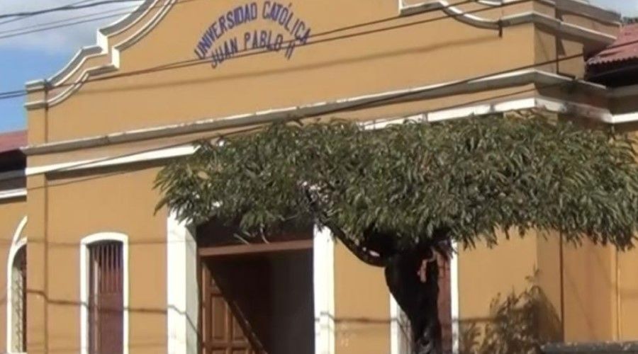 La Iglesia Católica en Nicaragua Daniel Ortega ordenó el cierre de las universidades católicas