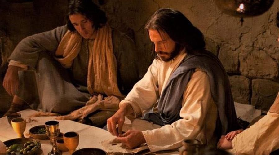 ¿Qué se celebra el Jueves Santo?