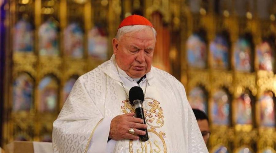 Cardenal Sandoval se encuentra hospitalizado en México