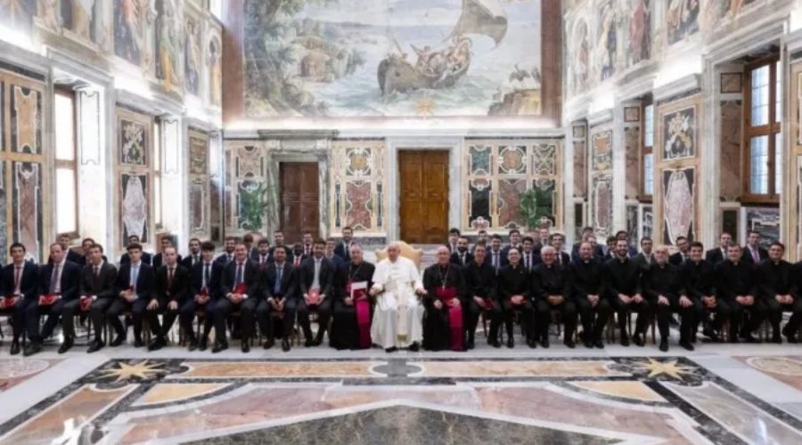 El Papa Francisco señala qué esperan Dios y la Iglesia Católica de los sacerdotes