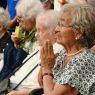 El Papa a los ancianos, abuelos y nietos: vivan juntos amándose sin excluir a nadie